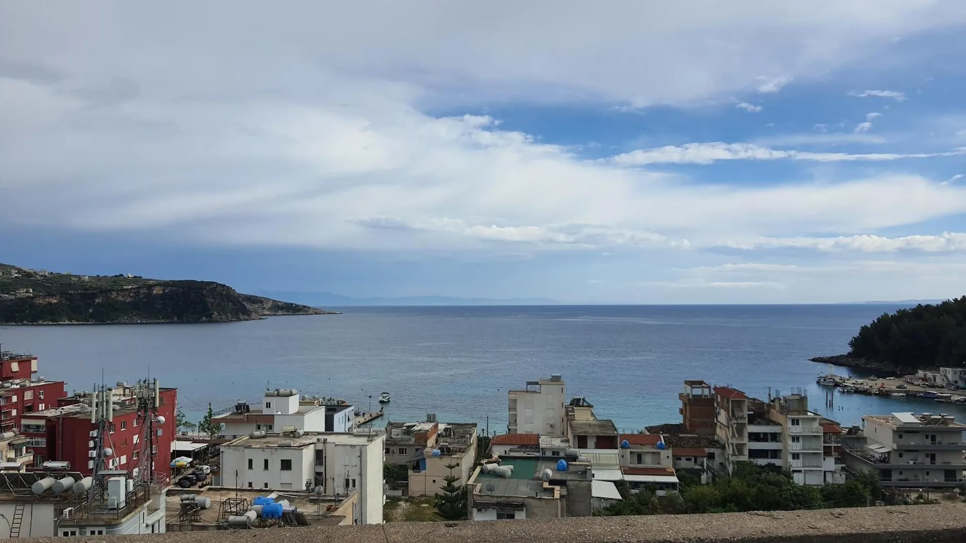 Amare Apartment - Himara Seaside