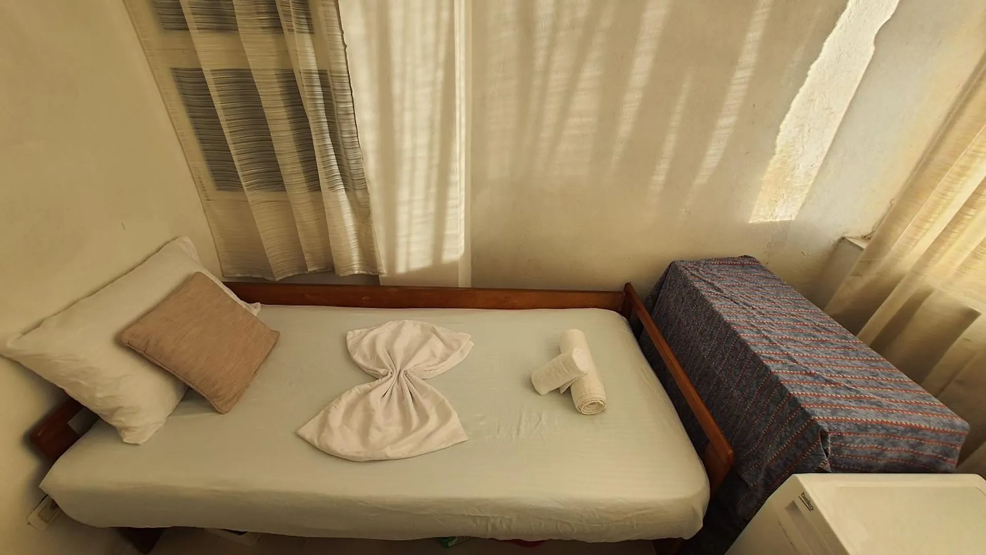Amare Apartment - Himara Seaside